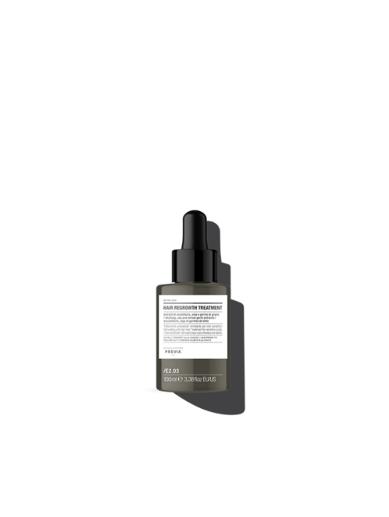 Previa Extralife Hair Regrowth Tratamiento es un tratamiento anticaída que estimula el cuero cabelludo, fortalece el cabello y favorece su crecimiento