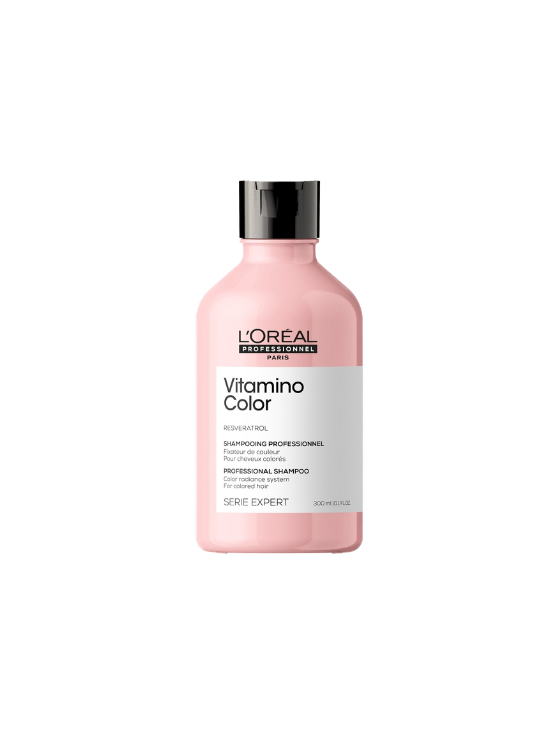 Loreal Professionnel Vitamino Color Shampoo es ideal para limpiar suavemente el cabello teñido mientras protege y prolonga la intensidad del color.